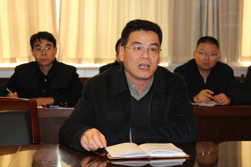 党委副书记、纪委书记刘永亮同志主持研讨会并作了总结讲话