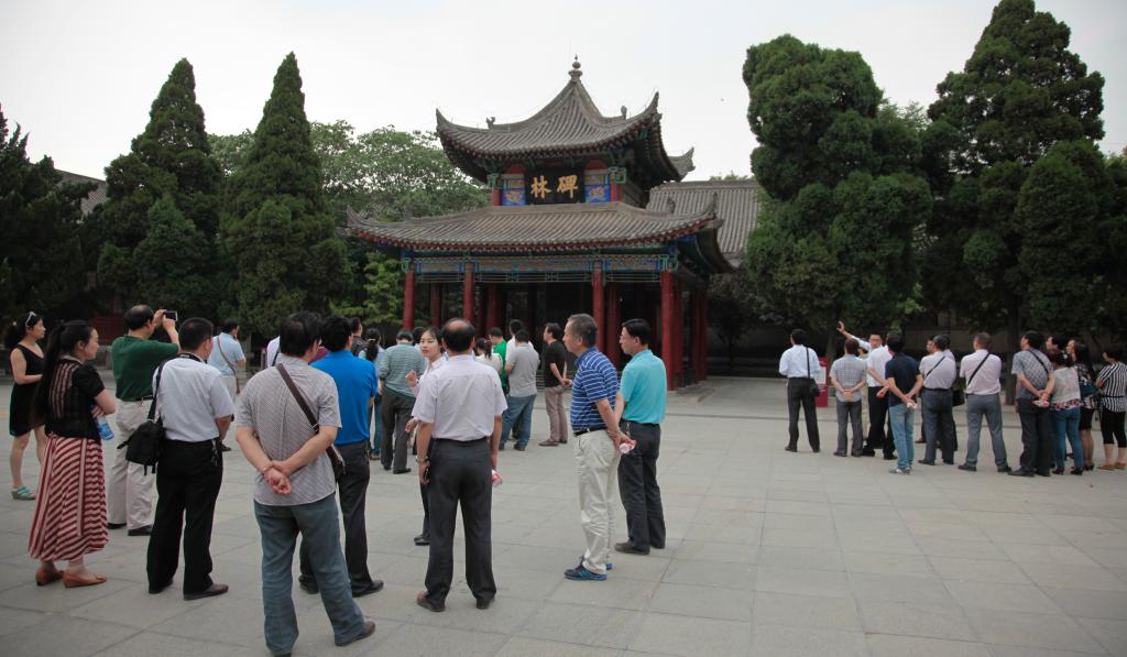 我院组织党员干部参观省高教系统廉政教育基地